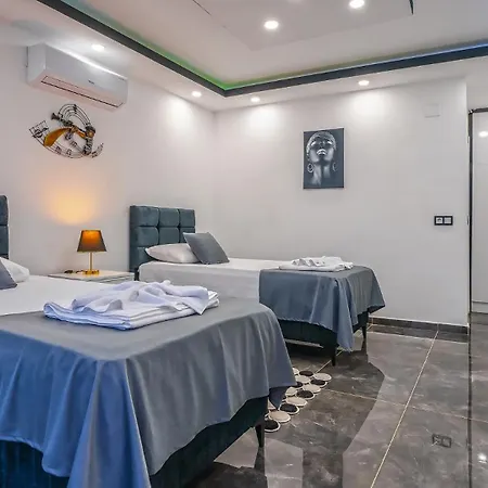 Hotel Aydemir 4*
